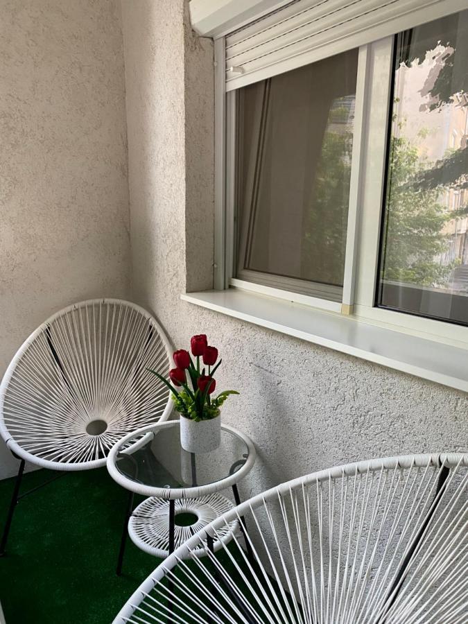 Sellada Apartament - Free Private Parking,Ac,Wi-Fi Carei Ngoại thất bức ảnh